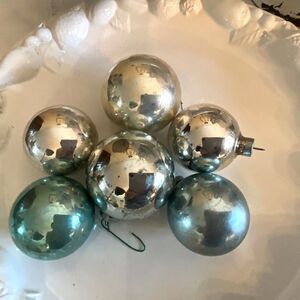 6 vintage Christmas balls blue and silver solids so pretty